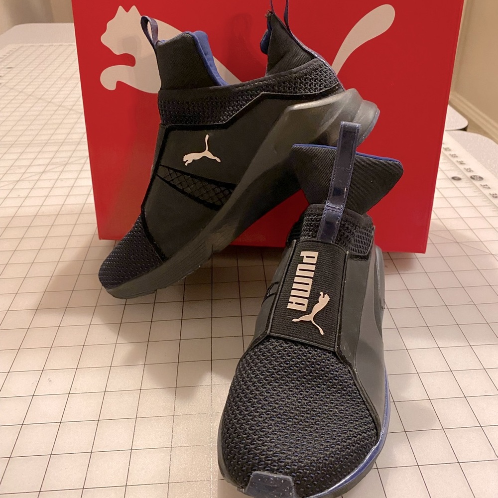 NBK Naturals Black with Blue trim